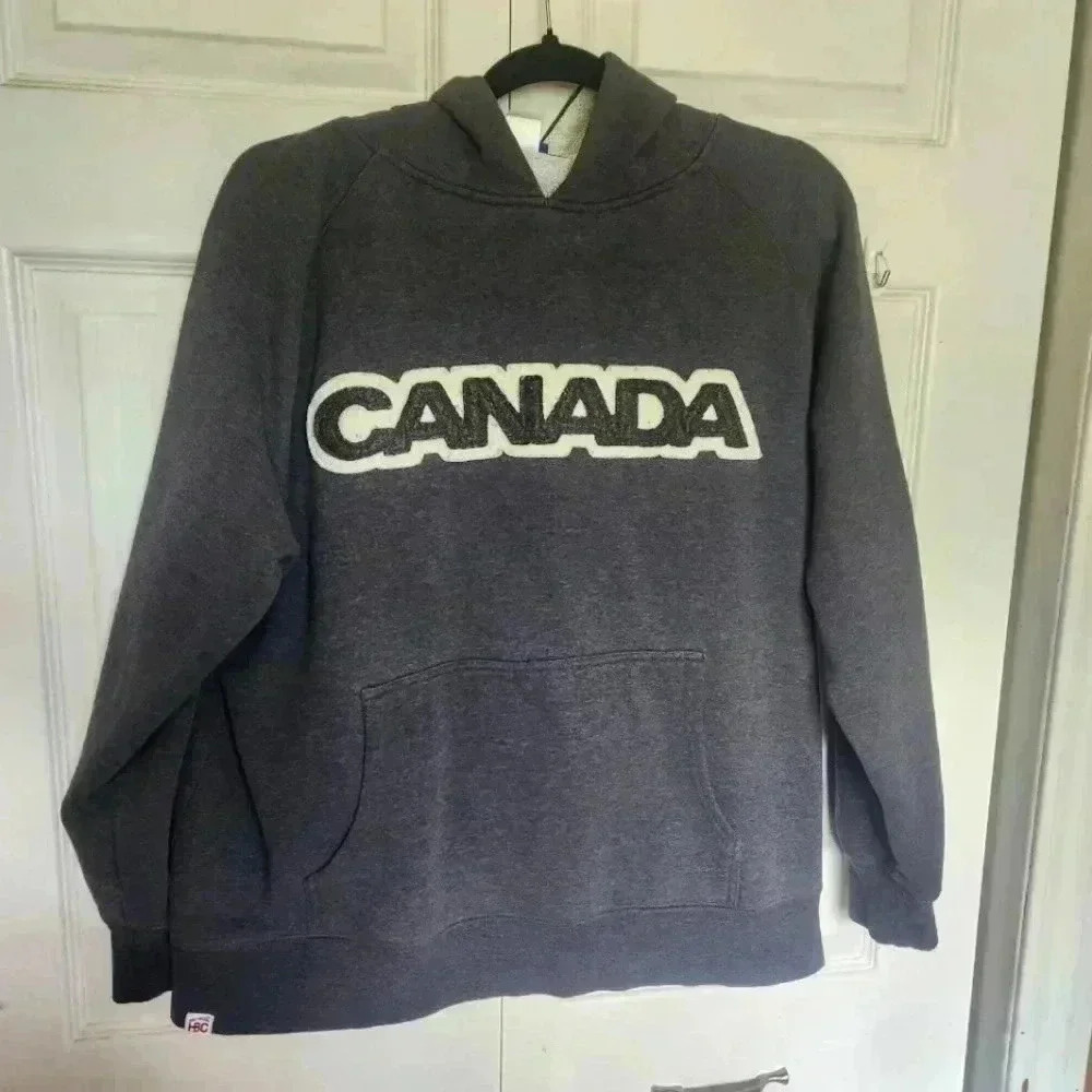 HBC Hudson Bay Canada Men's  Hoodie Size M, Can fit a Large